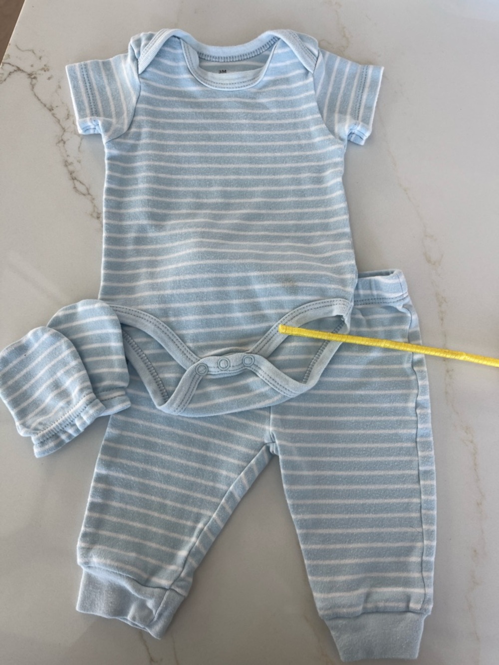 Baby Boy Clothing Bundle - sizes 0-3 months - Picture 7 of 8